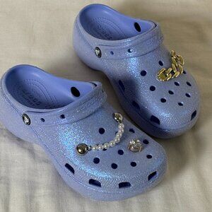 Crocs Graphic Glitter Classic Clogs in Moon Jelly, Periwinkle Light Blue 8